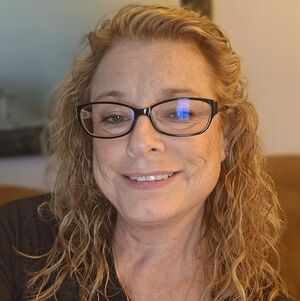 Meet your Posher, Posh